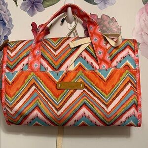 Dena Chevron Pattern Women's Travel Bag